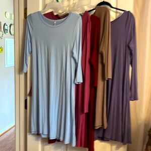 5 tunics, all XL